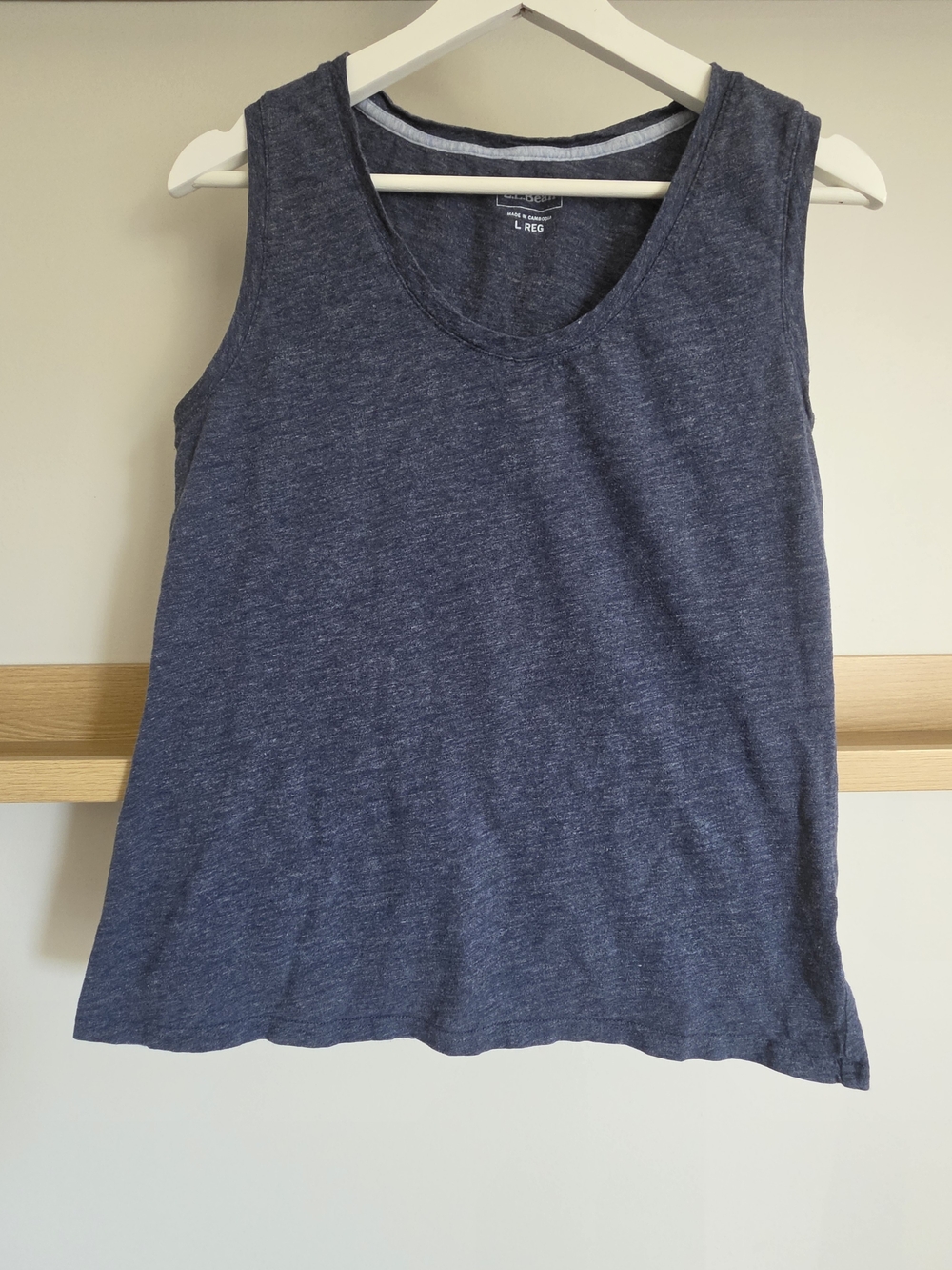 L.L. Bean Women's Heathered Navy Scoop Neck Tank